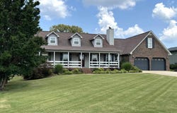 1907 Orman St, Muscle Shoals, AL 35661