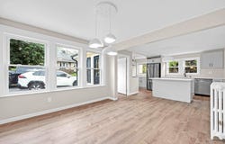 2 Pine St, Fitchburg, MA 01420