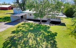 100 N Ricksecker St, Abbyville, KS 67510