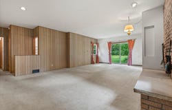 6954 S 109th St, Franklin, WI 53132