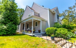 15 Hampton Court, Mashpee, MA 02649