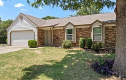 3508 Peakview Drive, Corinth, TX 76210