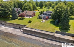 4948 E Shorewood Drive, Dunkirk, NY 14048