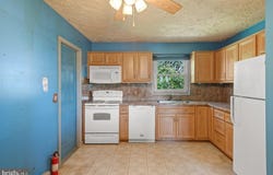 258 N LOCUST POINT ROAD, MECHANICSBURG, PA 17050
