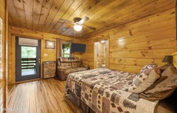 1046 Cheshire Court, Gatlinburg, TN 37738