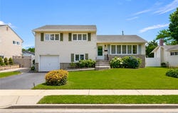 7 Primrose Avenue, Hicksville, NY 11801