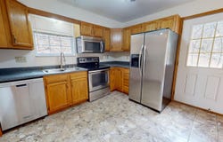 1189 S Jefferson Dr, Huntington, WV 25701