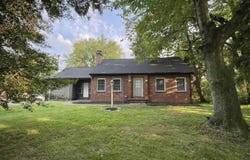 5425 Lincoln Avenue, Evansville, IN 47715
