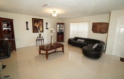 500 NW 108th Ter, Pembroke Pines, FL 33026