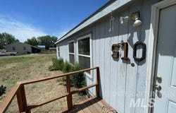 510 E Arthur Ave, Glenns Ferry, ID 83623-2383