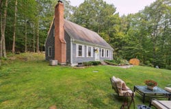 29 Fairlane Drive, Bedford, NH 03110