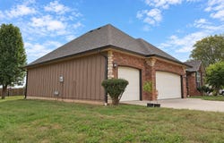 802 E Current Drive, Ozark, MO 65721