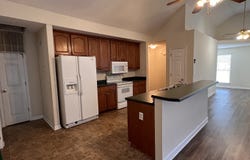 129 Rolling Woods, Warner Robins, GA 31088