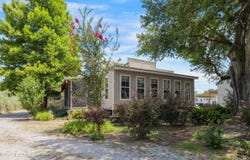625 S Weeks Street, New Iberia, LA 70560