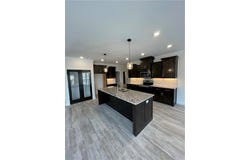 5 Burns  CIR, Bella Vista, AR 72714