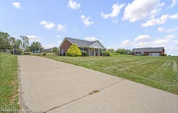 1003 Colvin Ct, Bloomfield, KY 40008