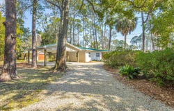 253 Prado Street, Apalachicola, FL 32320