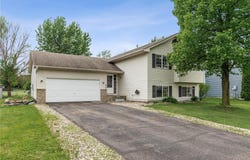 809 E Orchard Street, Belle Plaine, MN 56011