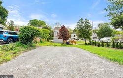 587 MAIN STREET, LUMBERTON, NJ 08048