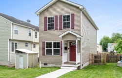418 S CHARLES STREET, CHARLES TOWN, WV 25414