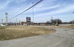 340 Three Springs Road, Bowling Green, KY 42103