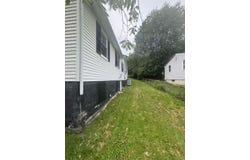 133 3rd St, Mount Hope, WV 25880
