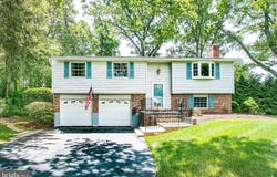 10411 CAVALCADE STREET, GREAT FALLS, VA 22066