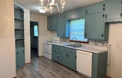 636 Bond AVE, Marshall, MO 65340