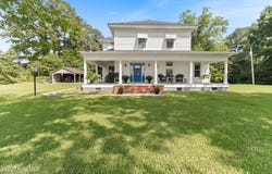 633 Lizzard Slip Road, Washington, NC 27889