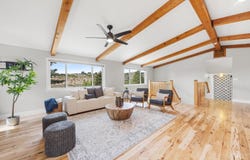 141 E Hearthstone Dr, Boise, ID 83702