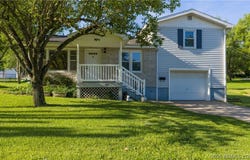 422 Sunset Strip, Eldon, MO 65026