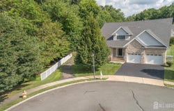 448 Edinburgh Place, Marlboro, NJ 07746