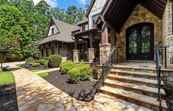 989 Middle Fork Trail, Suwanee, GA 30024