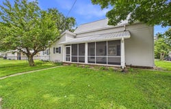 558 Central Avenue, Middletown, IN 47356