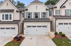 3915 Cavalier Way, Duluth, GA 30097