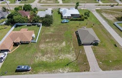 1920 NW 24th Ter lot: 3, CAPE CORAL, FL 33993
