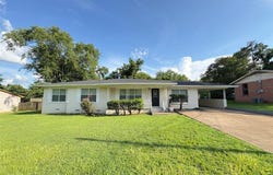 105 Calloway Drive, Hughes Springs, TX 75656