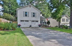 661 Simmons Mine Circle, Sugar Hill, GA 30518