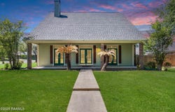 104 Beaujolais Parkway, Lafayette, LA 70503