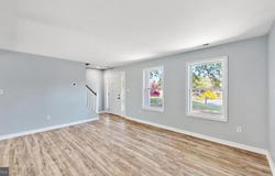 10 NEWARK CIR, DOVER, DE 19904