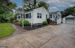 1100 WOODLANE, EASTAMPTON, NJ 08060