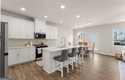 350 Hayden, Woodstock, GA 30189