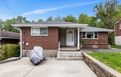 20 Florian Dr, Harmar, PA 15024