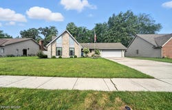 733 Queensbury Drive, Lima, OH 45804
