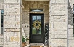 1018 Pink Granite BLVD, Dripping Springs, TX 78620