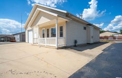 353 ANN ELIZA Street, Pekin, IL 61554