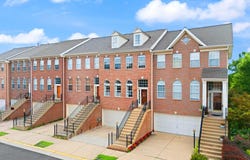 21124 ANGELA SQUARE, STERLING, VA 20166