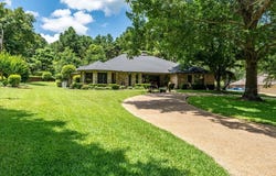 1165 Greenbriar Trail, Holly Lake Ranch, TX 75765