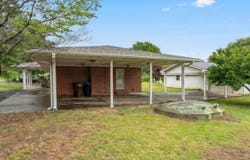 1020 Miller St, Red Bay, AL 35582