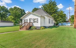 401 S 5th Street, Coulterville, IL 62237